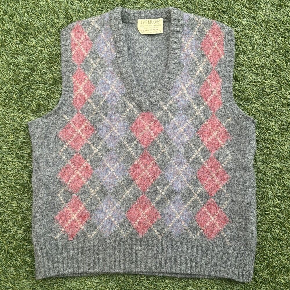Vintage The Moors Shetland Wool Sweater Vest Gray Argyle Made Ireland Mens M